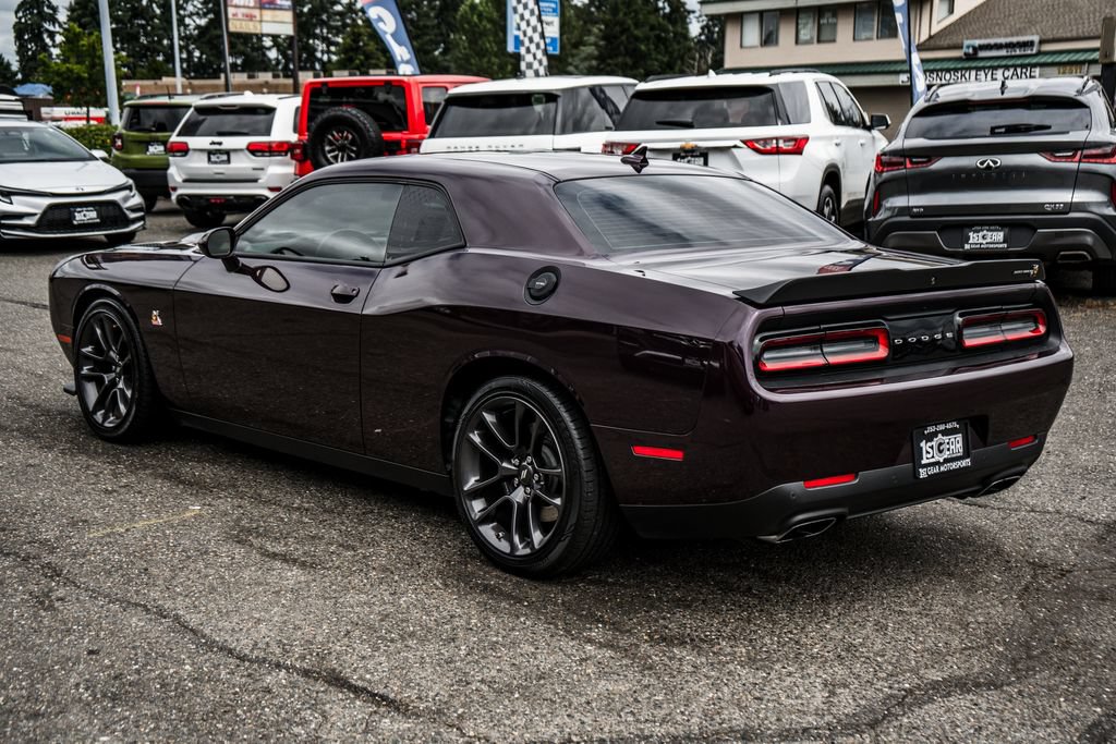 Used 2022 Dodge Challenger R/T Scat Pack RWD image 18
