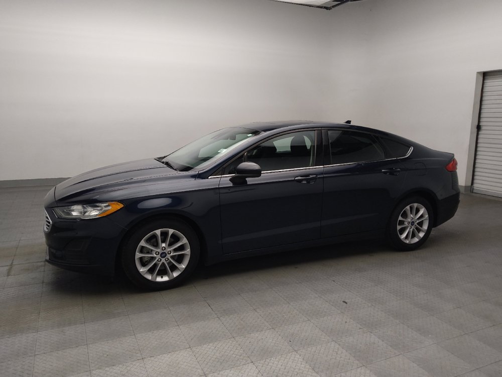 Used 2020 Ford Fusion SE FWD image 2