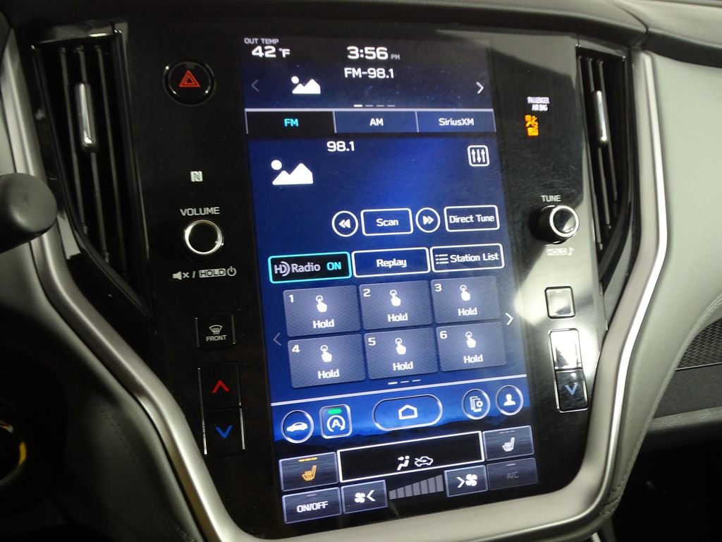 Used 2023 Subaru Outback Premium image 30