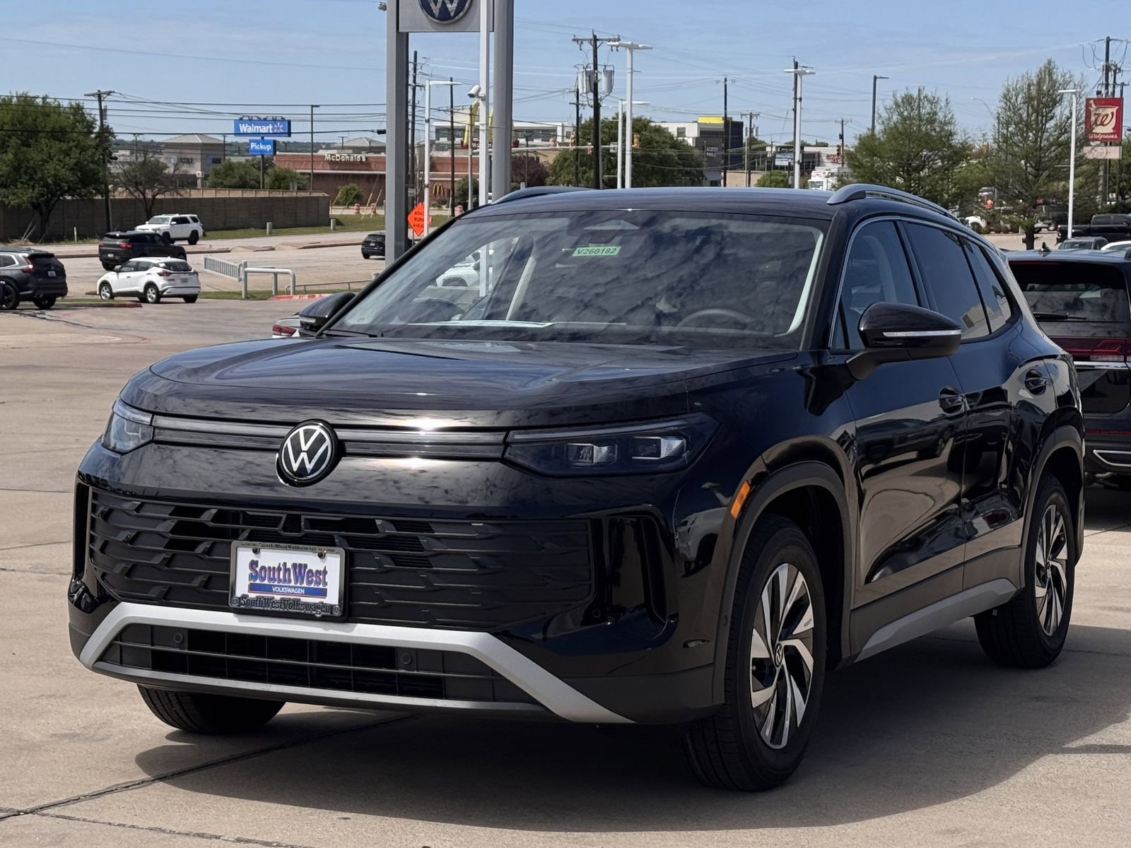 New 2026 Volkswagen Tiguan S FWD image 9