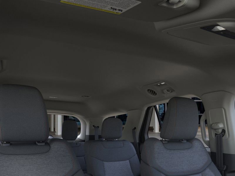 New 2025 Ford Explorer Active image 22