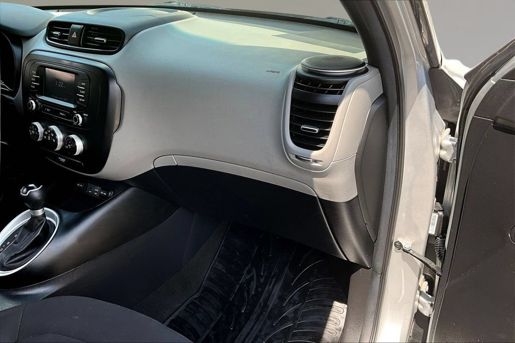 Used 2017 Kia Soul w/ Convenience Package FWD image 24