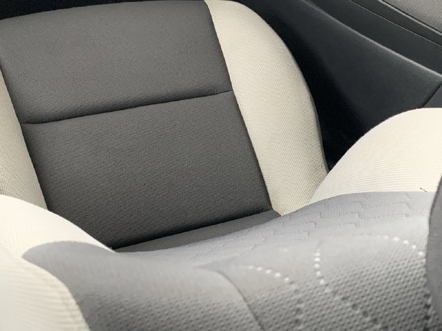 Used 2025 Toyota Corolla LE FWD image 33