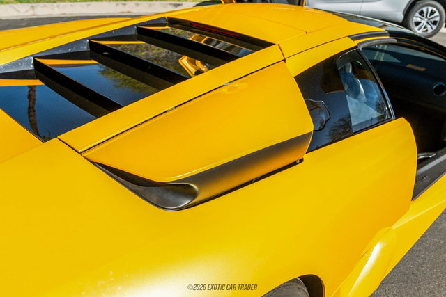 Used 2004 Lamborghini Murcielago Coupe image 69