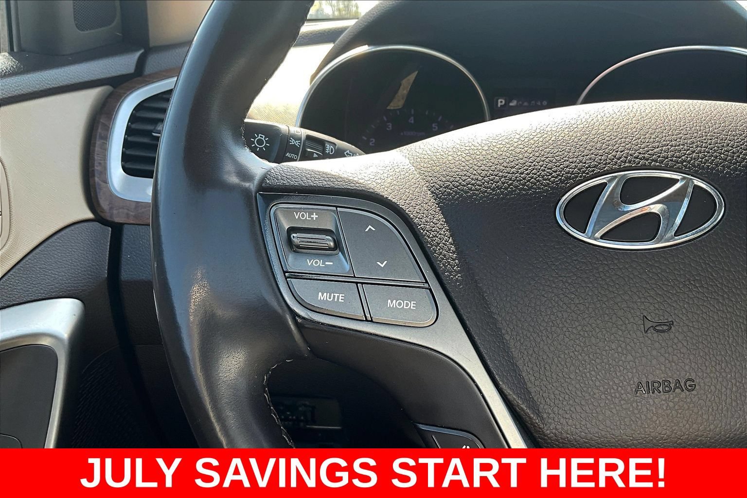 Used 2017 Hyundai Santa Fe FWD w/ SE Ultimate Tech Package 03 image 15