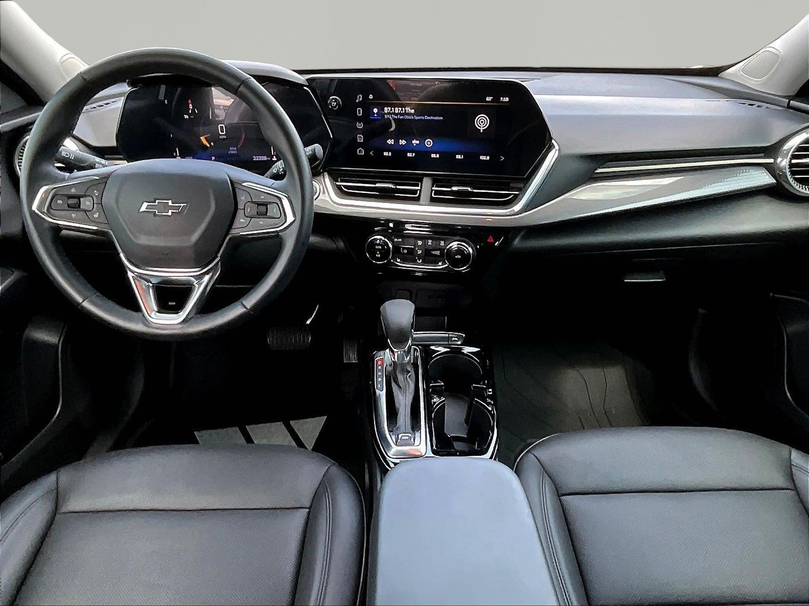 Used 2025 Chevrolet Trax ACTIV w/ Driver Confidence Package FWD image 7