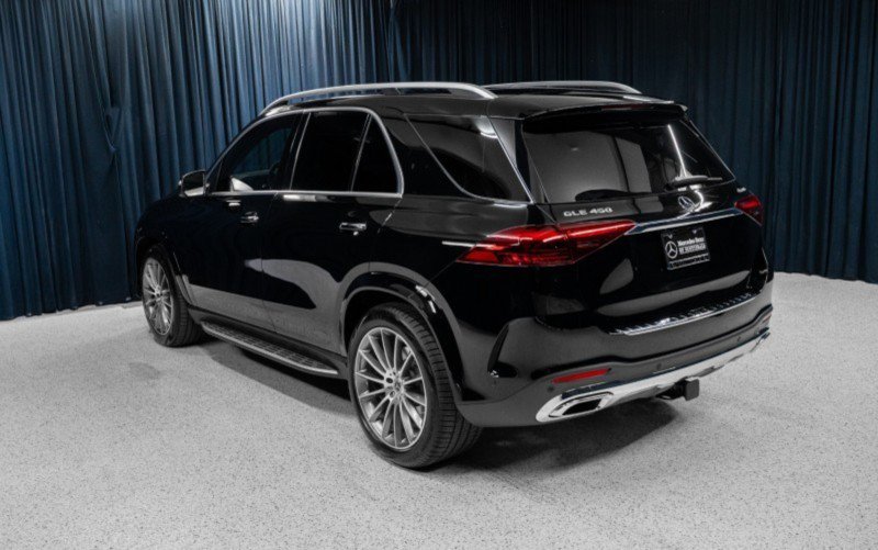 Certified 2026 Mercedes-Benz GLE 450 4MATIC image 6