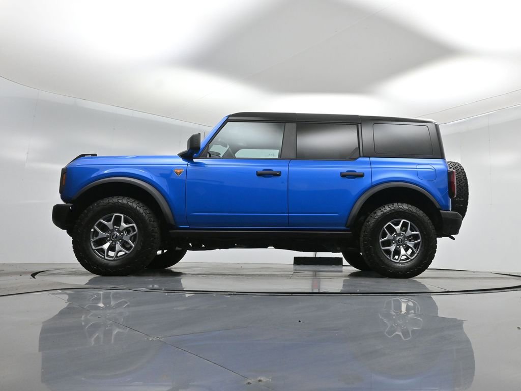 Certified 2025 Ford Bronco Badlands image 8