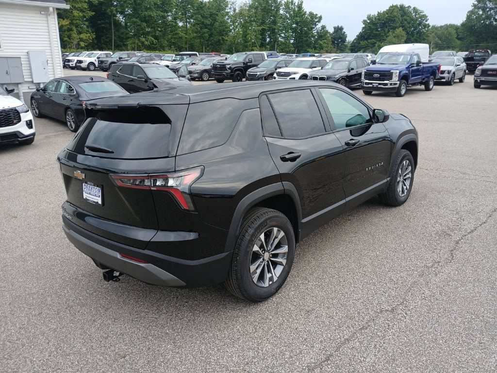 Used 2025 Chevrolet Equinox LT AWD/4WD image 5