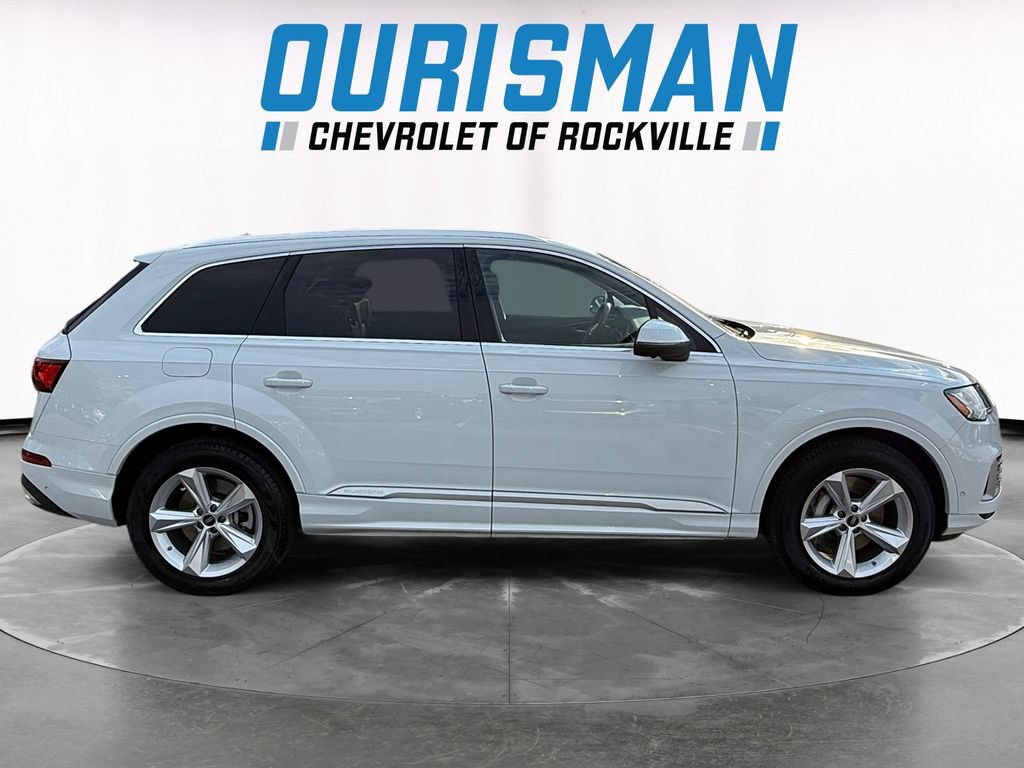 Used 2023 Audi Q7 2.0T Premium Plus w/ Premium Plus Package AWD/4WD image 7