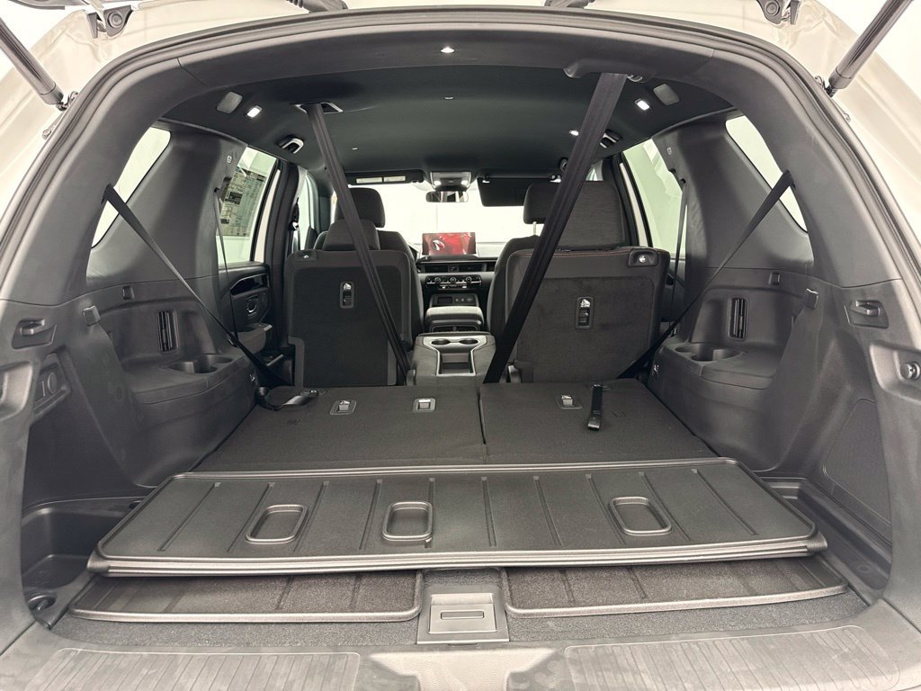 New 2026 Honda Pilot Sport image 8
