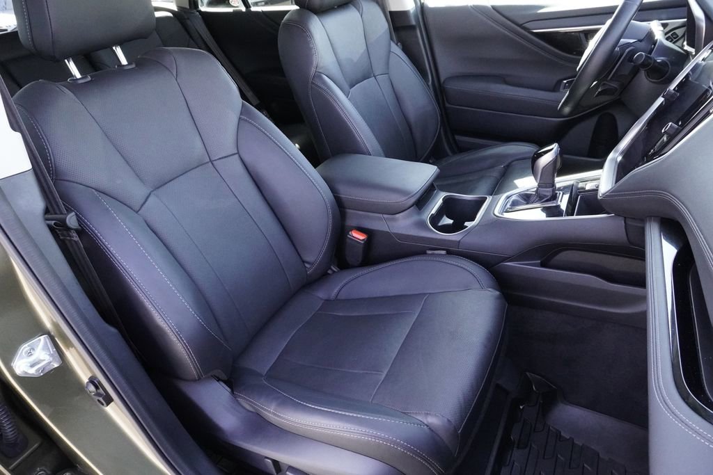 Used 2022 Subaru Outback Limited image 24