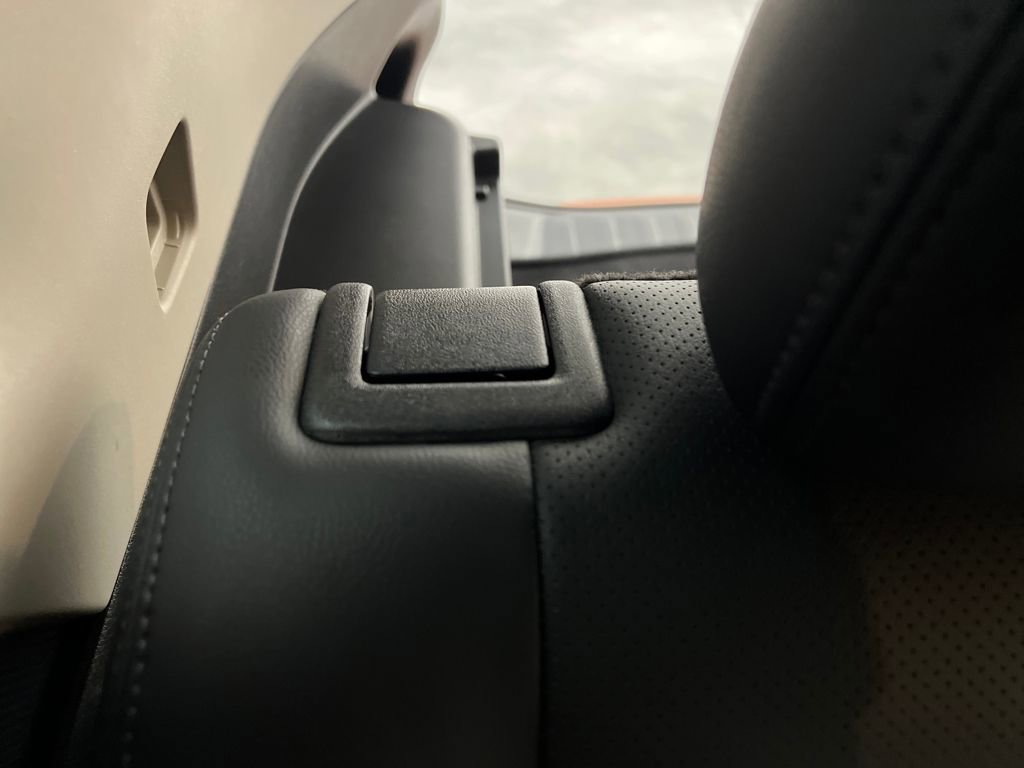 Used 2017 Nissan Rogue SL image 19