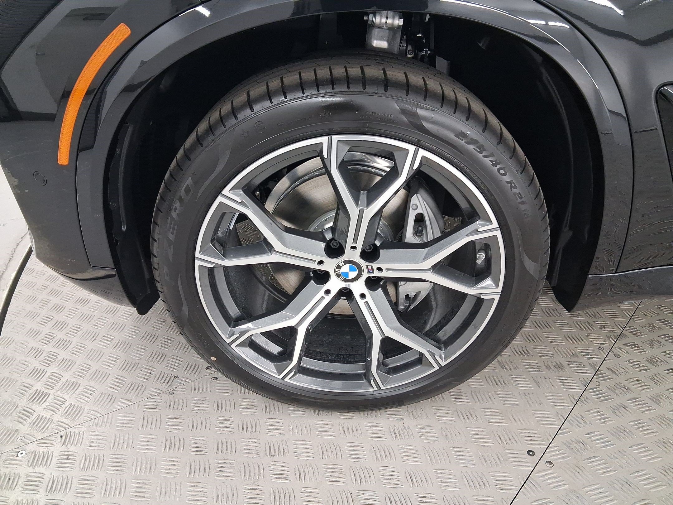 New 2026 BMW X5 sDrive40i w/ M Sport Package RWD image 12