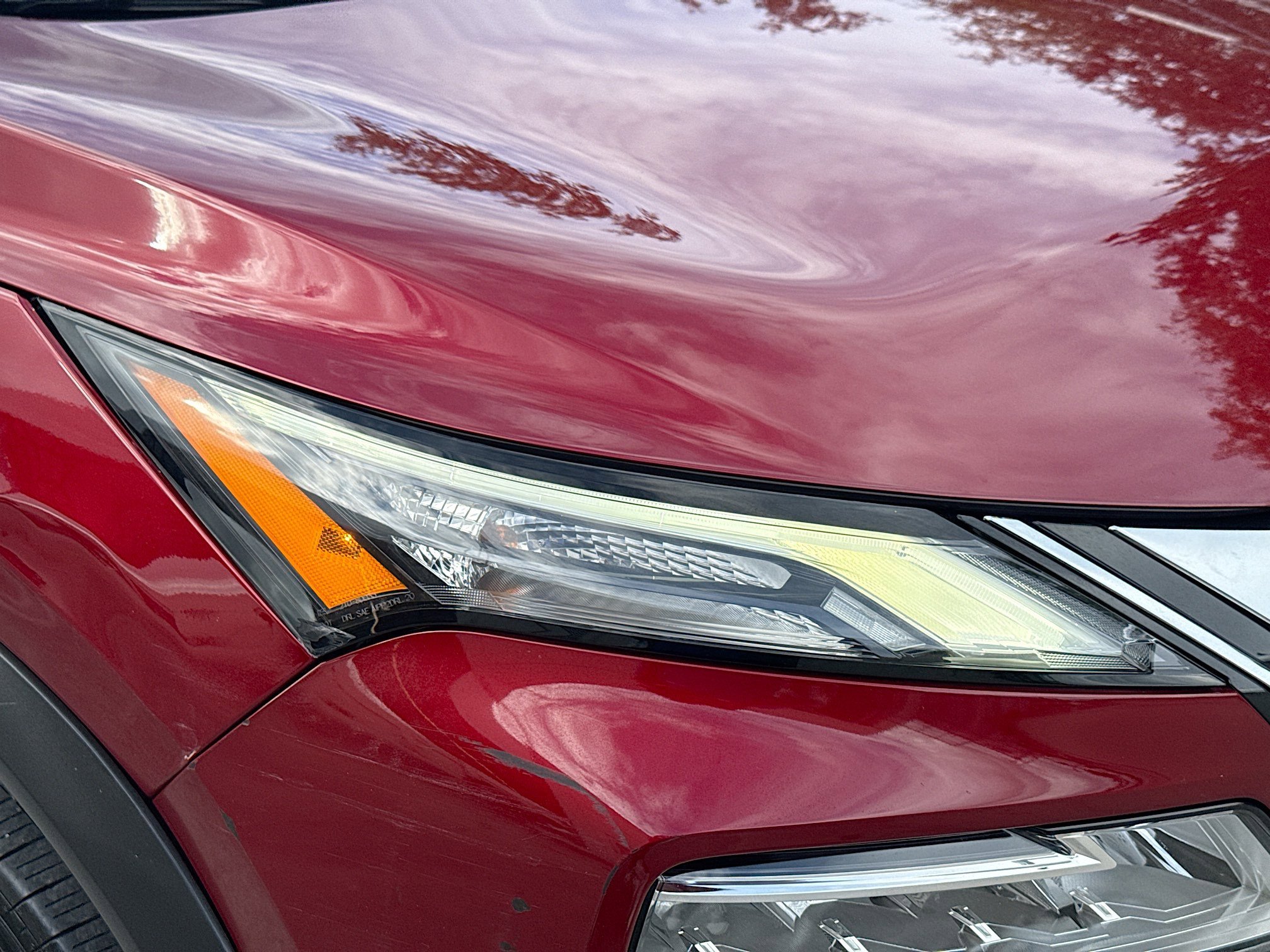 Used 2023 Nissan Rogue SV image 34