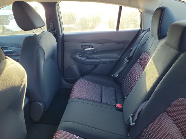 New 2027 Nissan Sentra SR w/ Floor Mat Package FWD image 11