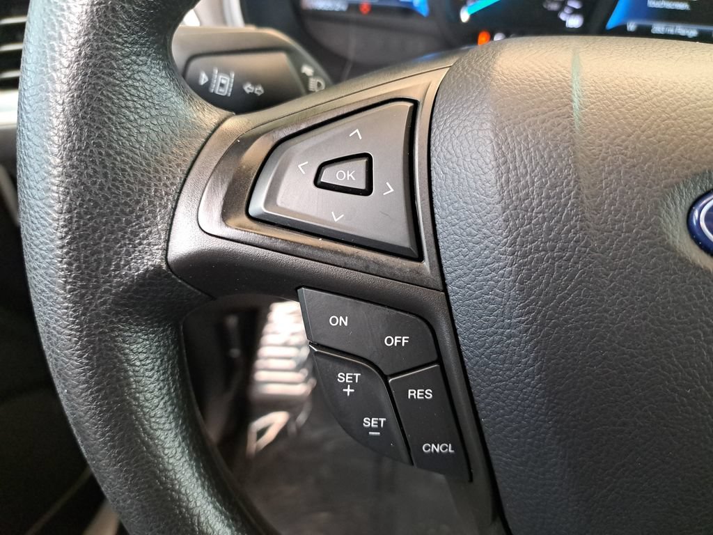 Certified 2024 Ford Edge SE w/ Black Appearance Package AWD/4WD image 24