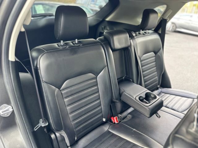 Used 2019 Ford Edge SEL w/ Equipment Group 201A image 26