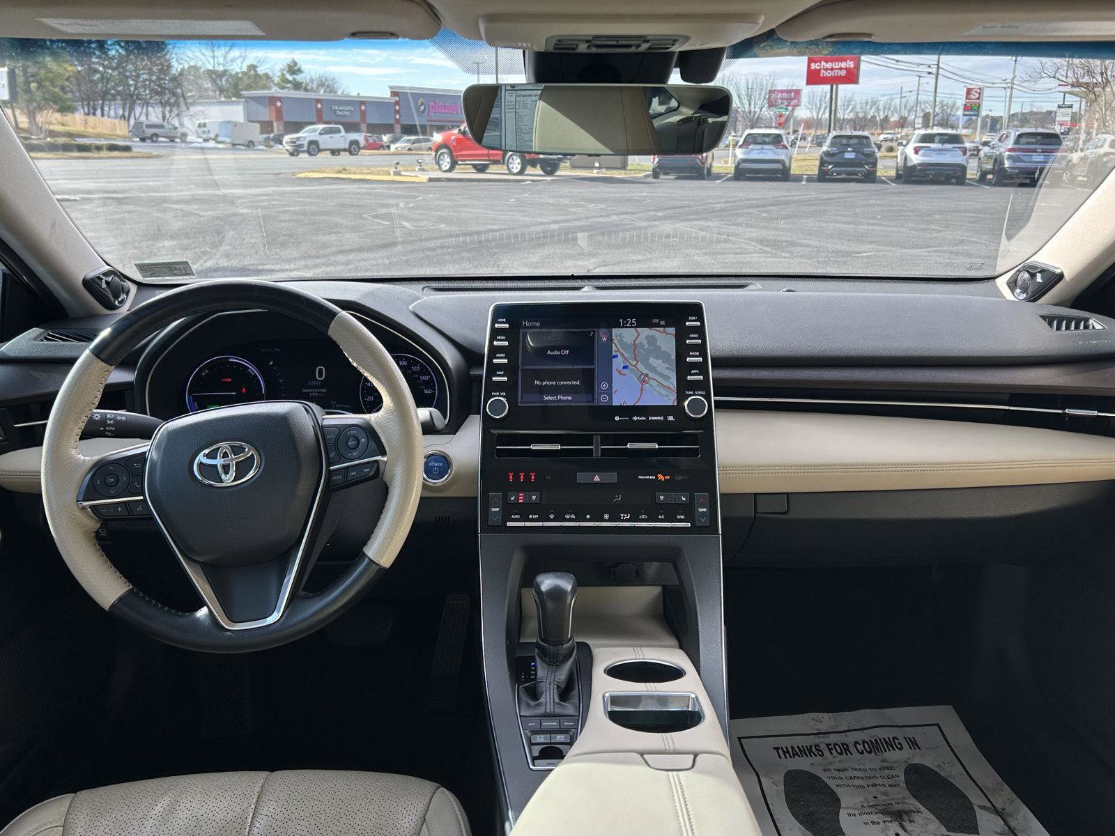 Used 2020 Toyota Avalon Limited image 23