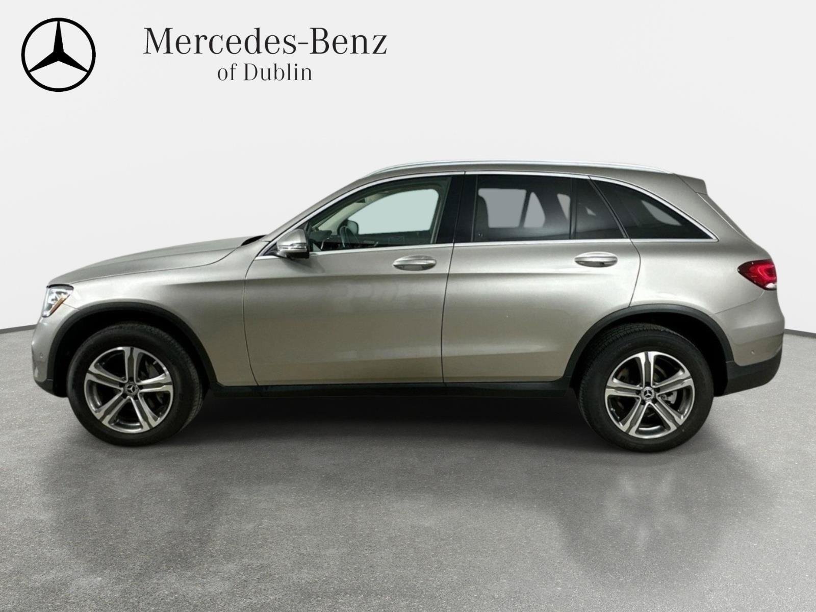 Certified 2022 Mercedes-Benz GLC 300 4MATIC w/ Premium Package Lite image 5