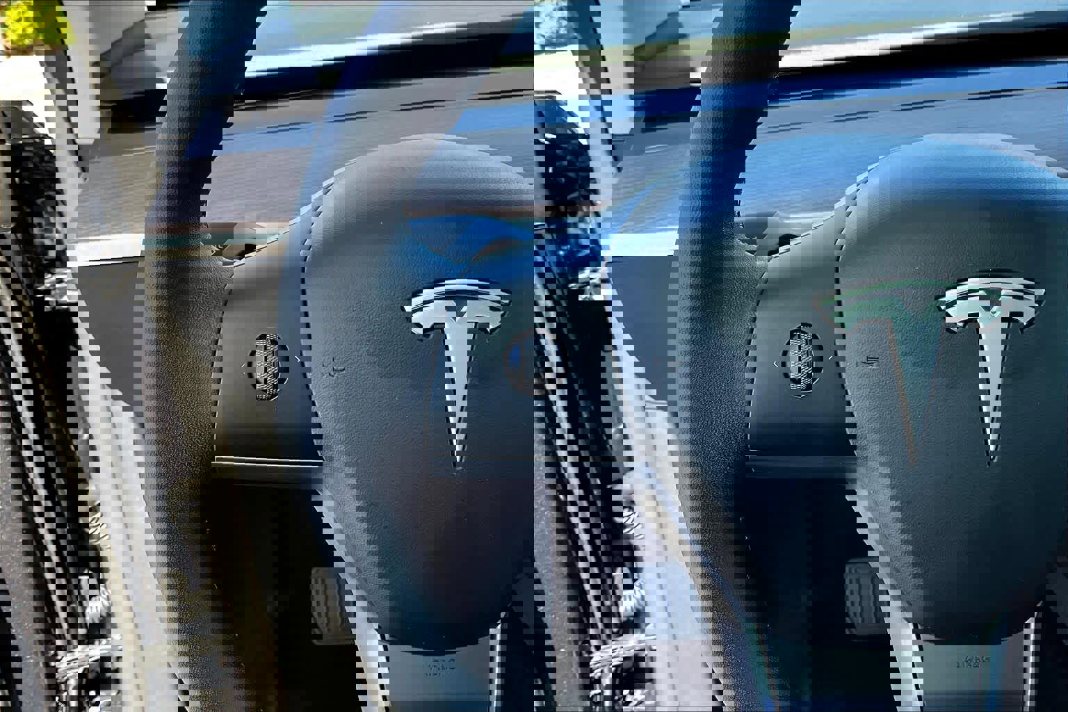 Used 2024 Tesla Model Y Long Range image 22