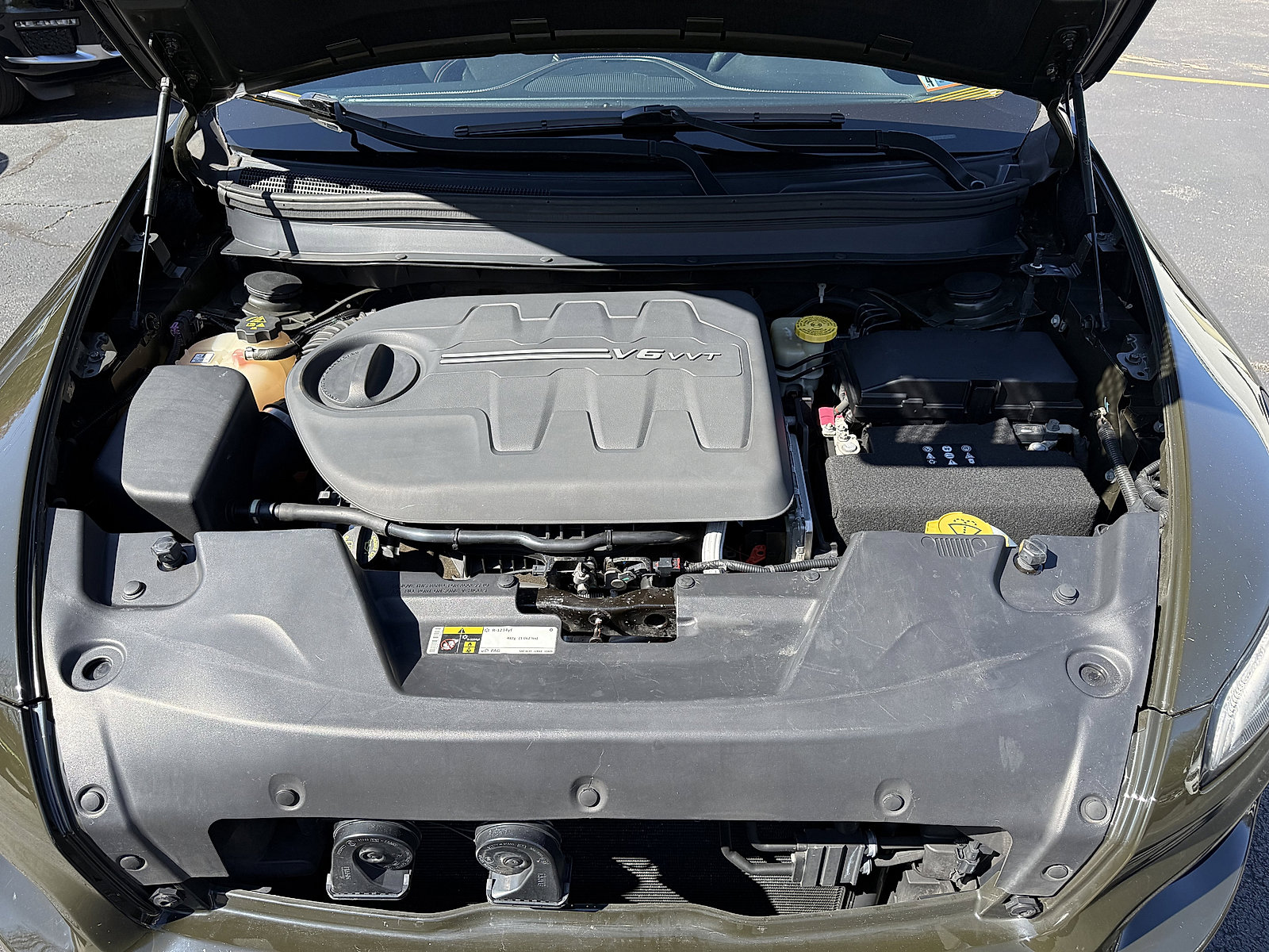 Certified 2016 Jeep Cherokee 75th Anniversary image 10