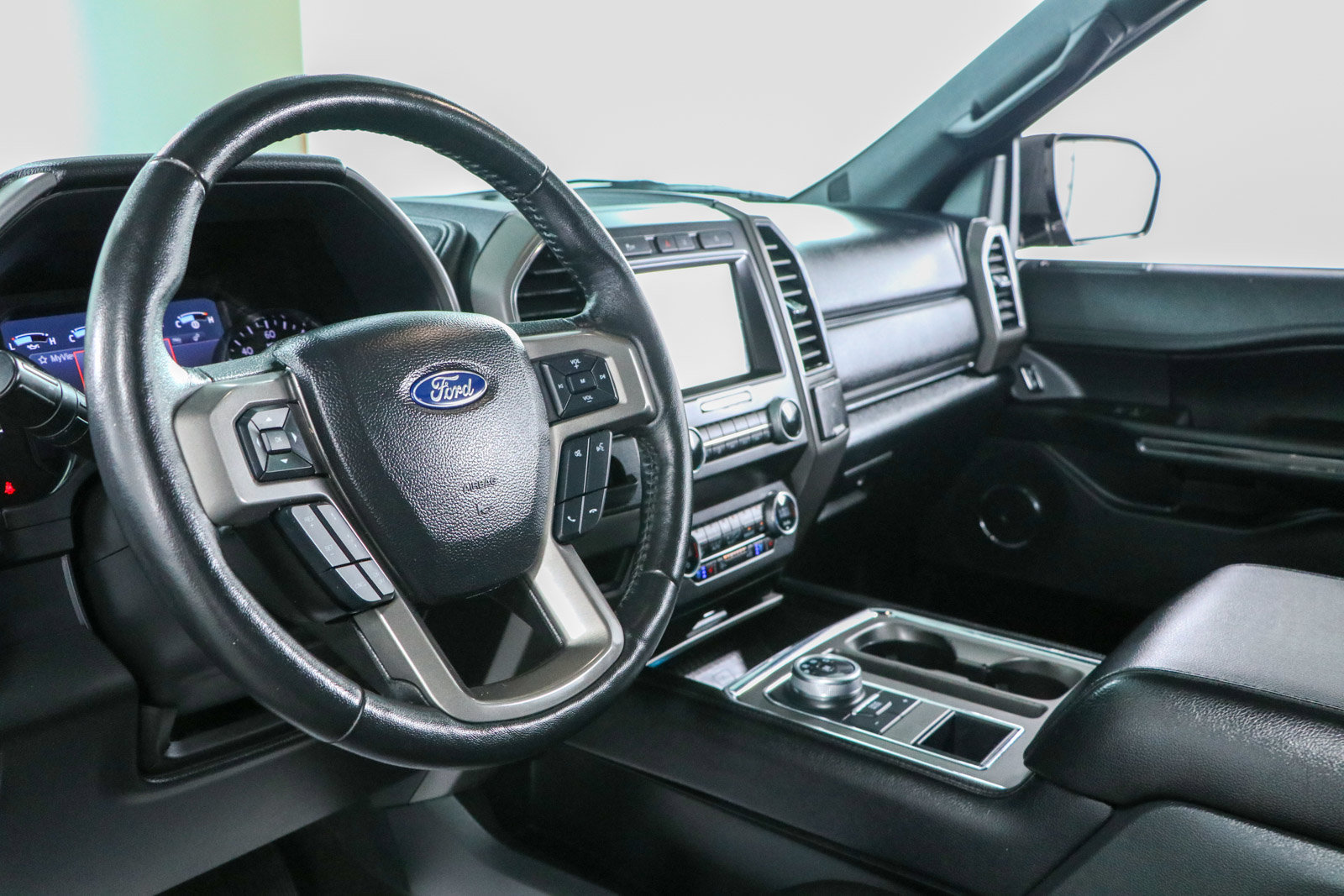 Used 2021 Ford Expedition XLT RWD image 24