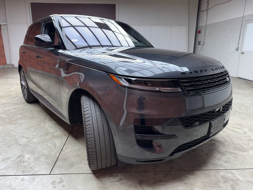 Used 2023 Land Rover Range Rover Sport SE AWD/4WD image 7