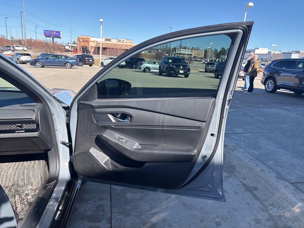 Used 2023 Honda Accord Sport image 21