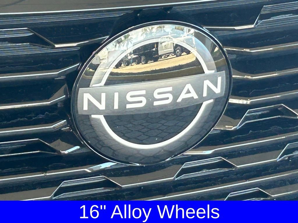 Used 2024 Nissan Sentra SV image 17