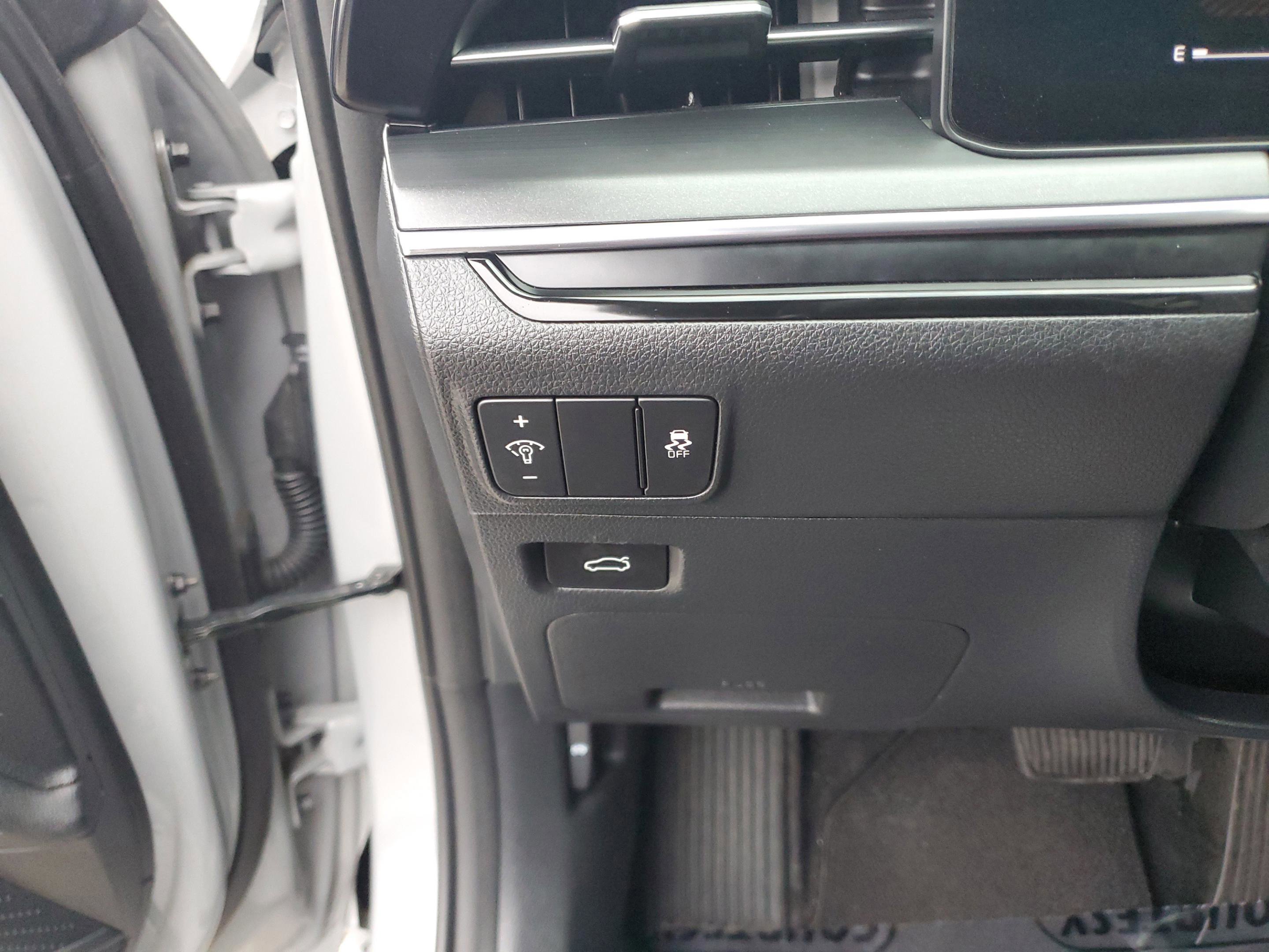 Certified 2025 Kia K5 GT-Line w/ GT-Line Premium Package image 31