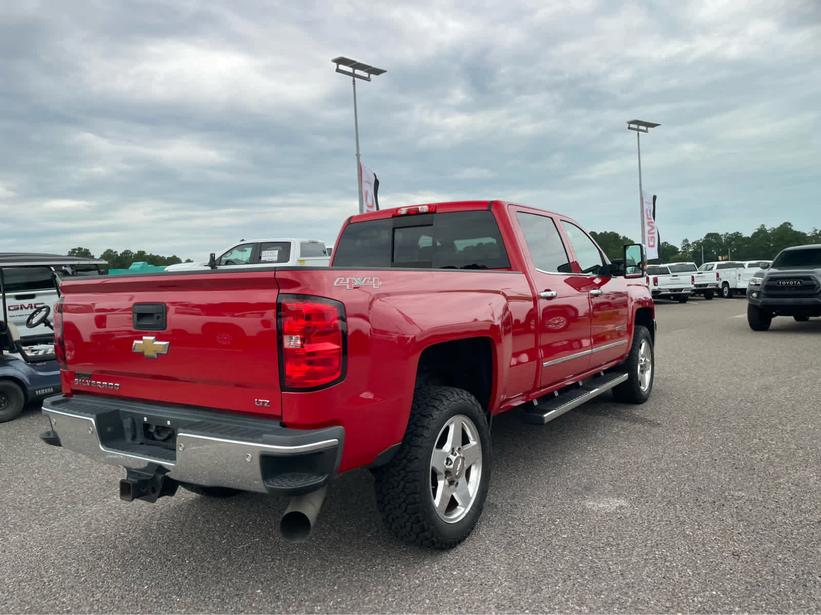 Used 2015 Chevrolet Silverado 2500 LTZ w/ Duramax Plus Package AWD/4WD image 5