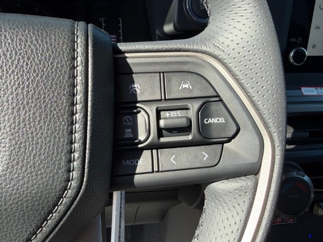 New 2026 Toyota 4Runner SR5 AWD/4WD image 13