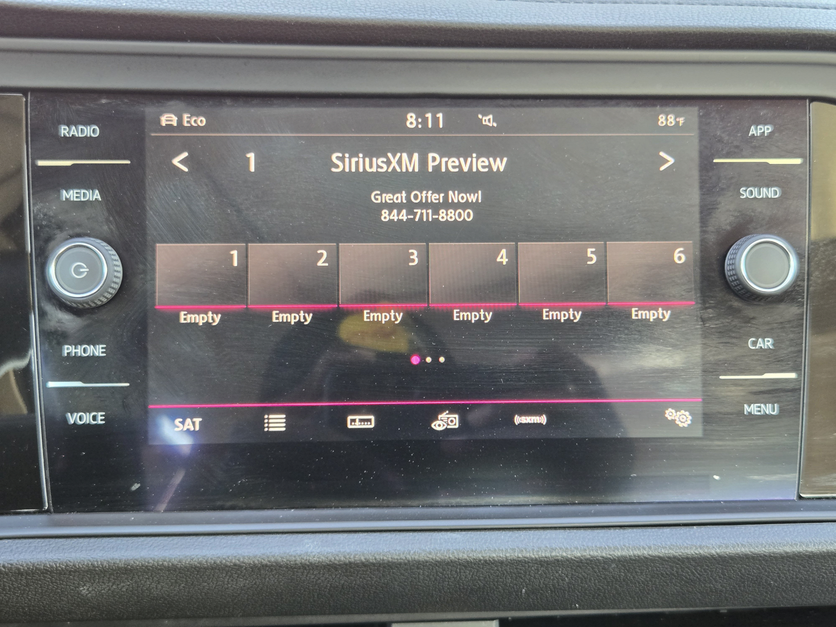 Used 2019 Volkswagen Jetta SEL FWD image 13