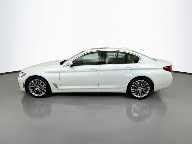 Used 2022 BMW 530i xDrive w/ Convenience Package AWD/4WD image 4