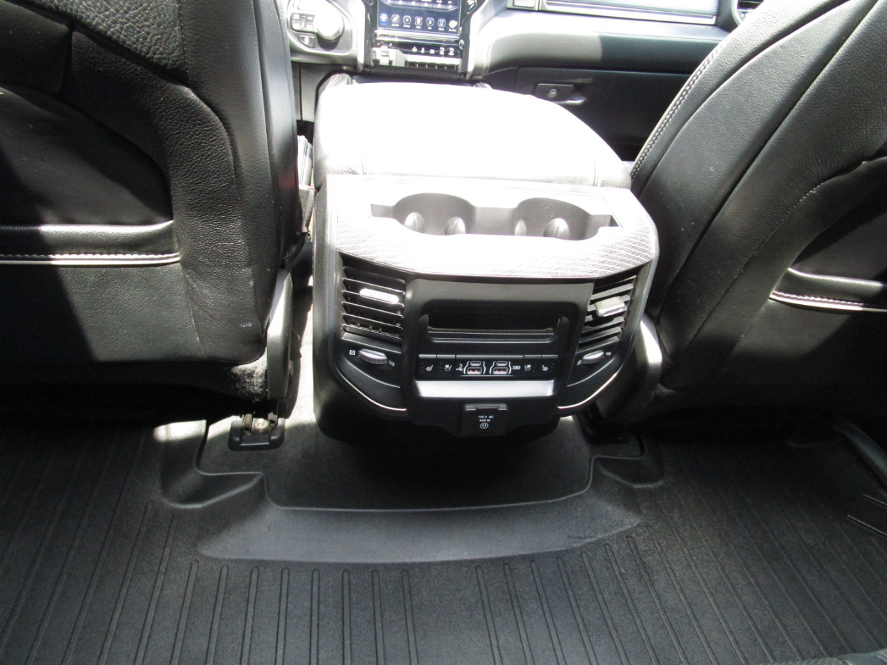 Used 2019 RAM 1500 Limited image 16