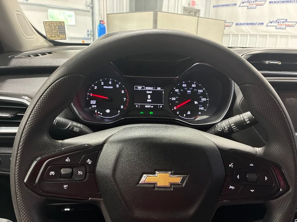 Used 2022 Chevrolet TrailBlazer LT FWD image 19