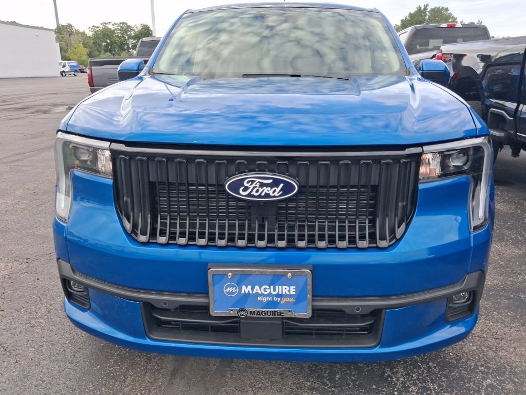 New 2026 Ford Maverick Lobo AWD/4WD image 2