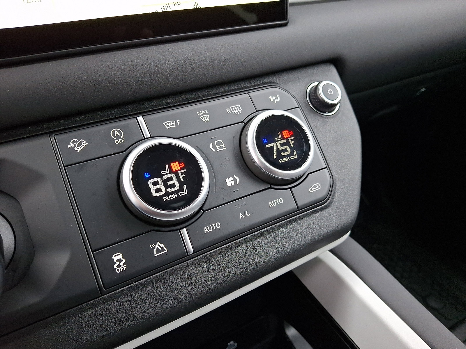 Used 2025 Land Rover Defender 110 S image 15