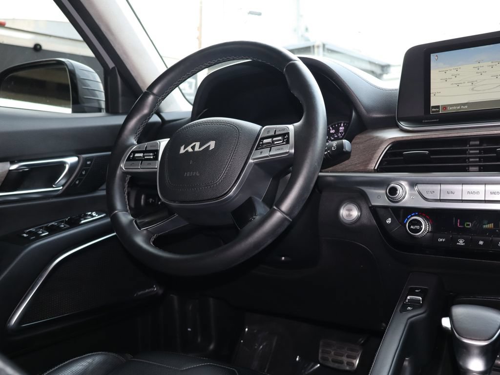 Used 2022 Kia Telluride SX w/ SX Prestige Package AWD/4WD image 24