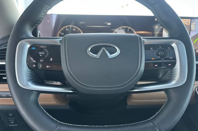 Used 2025 INFINITI QX80 Sensory image 30