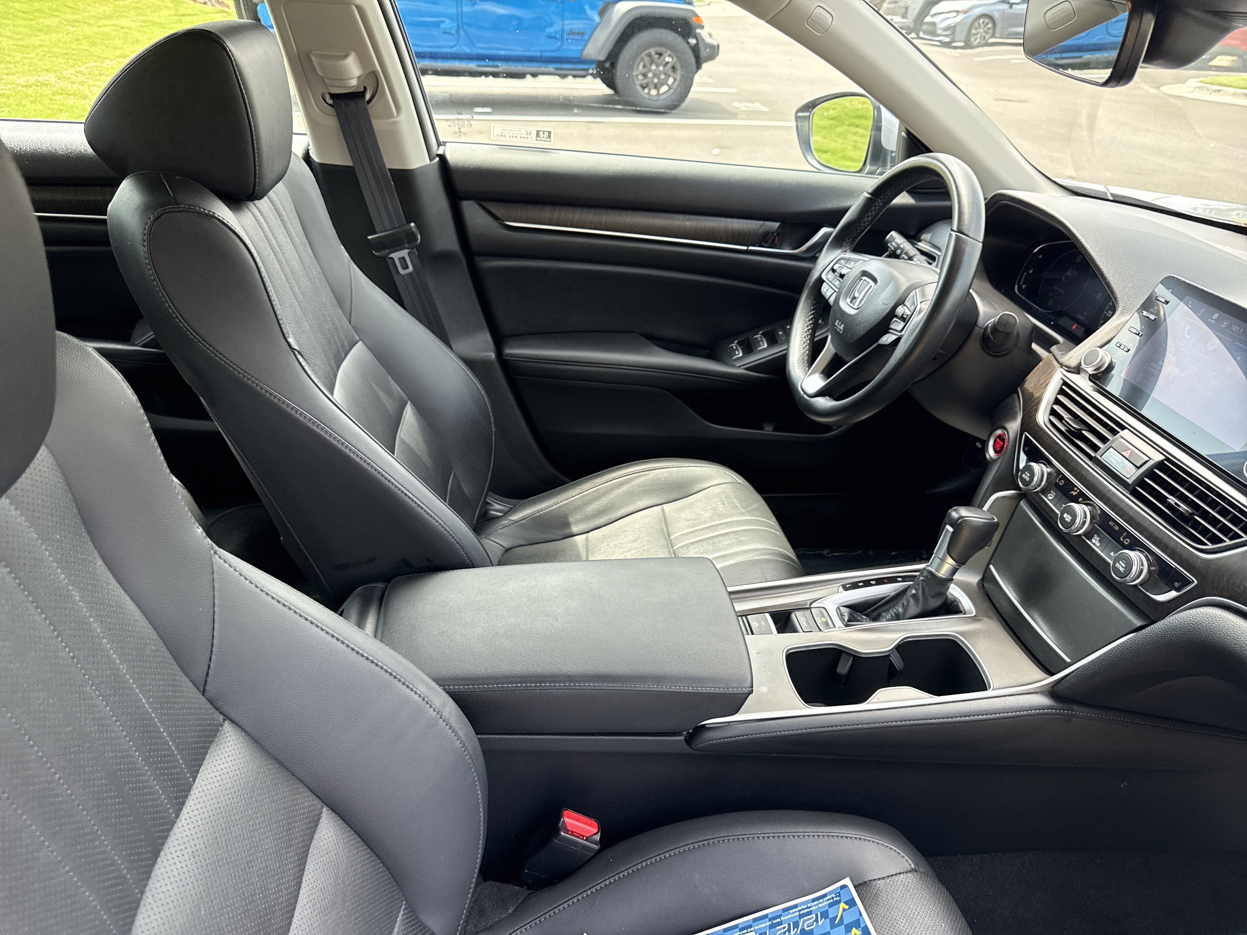 Used 2022 Honda Accord EX-L image 33