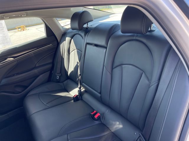 Used 2017 Buick LaCrosse Essence FWD image 16