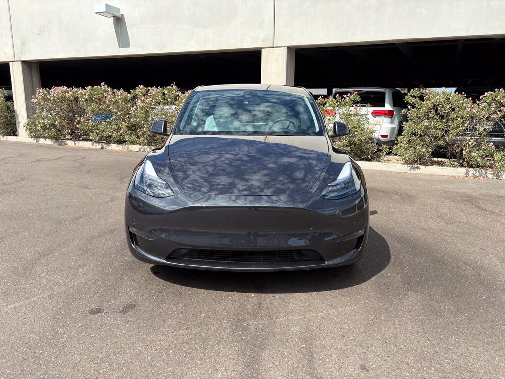 Used 2025 Tesla Model Y Performance AWD/4WD image 3