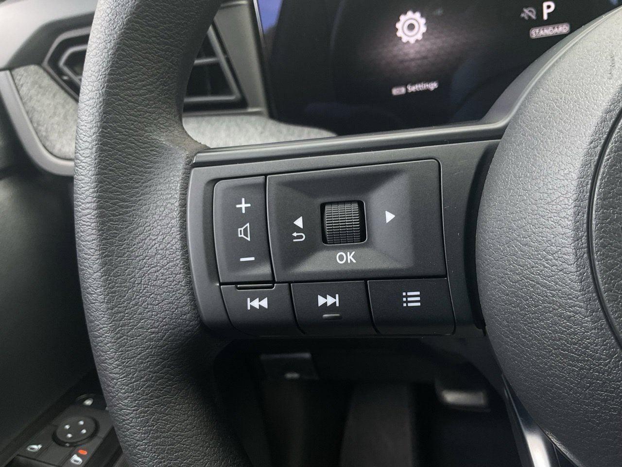 New 2027 Nissan Kicks S FWD image 30
