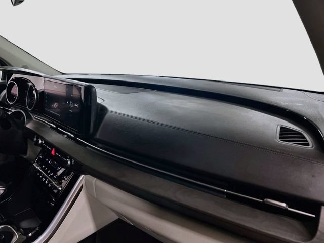 Certified 2023 Kia Carnival EX FWD image 31