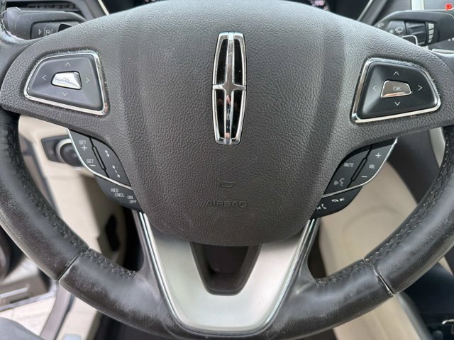Certified 2019 Lincoln MKC Reserve w/ MKC Technology Package FWD image 26