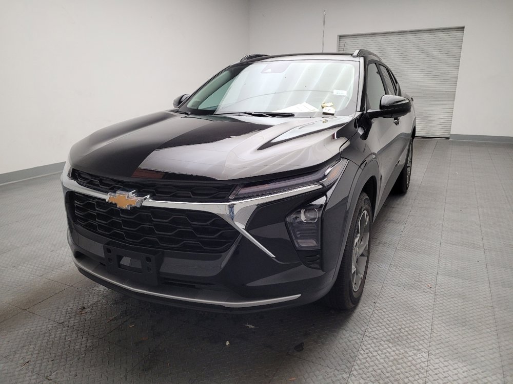 Used 2025 Chevrolet Trax LT w/ LT Convenience Package image 15