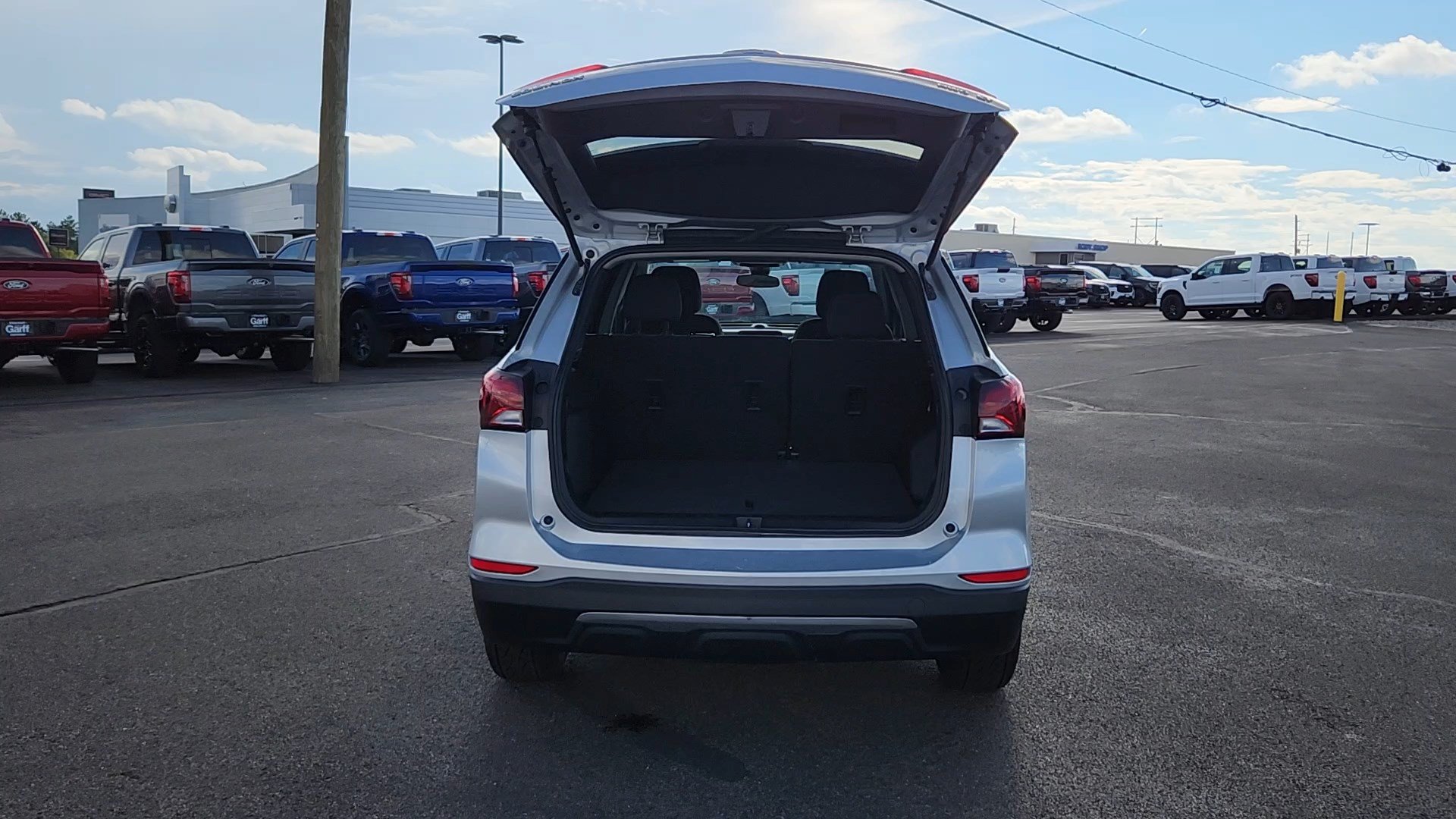Used 2022 Chevrolet Equinox LT AWD/4WD image 17