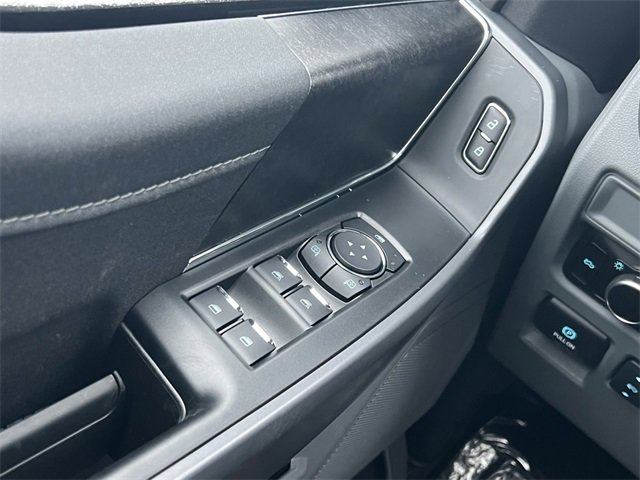 New 2025 Ford F150 Lightning XLT image 24